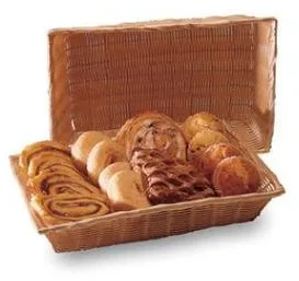 Brødkurv, rektangulær, lysebrunt plastflett, 41x28x8 cm